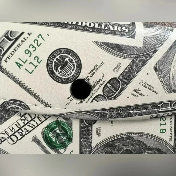 $100 bill themed wallet - Picture 8 of 10